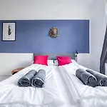 Fullhouse - - Premium A9 * Magdeburg
