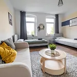 Fullhouse - - Premium A9 Magdeburg