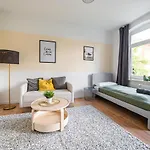Apartment Fullhouse - - Premium A9 *