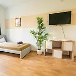 Fullhouse - - Premium A9 Apartment