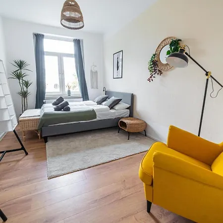 Fullhouse - - Premium A9 Apartmán *