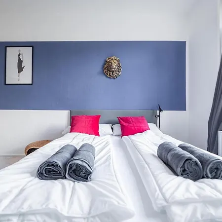 Fullhouse - - Premium A9 * Magdeburg