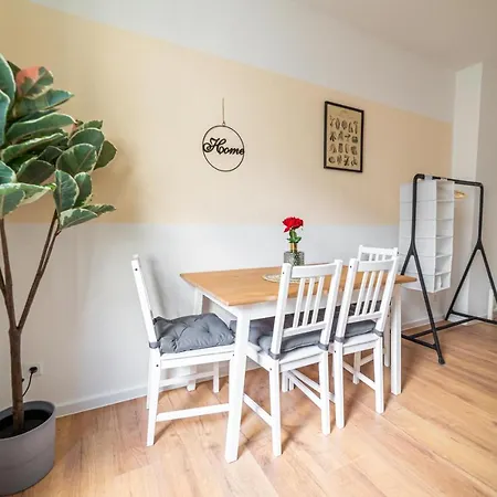 Fullhouse - - Premium A9 Apartment Magdeburg