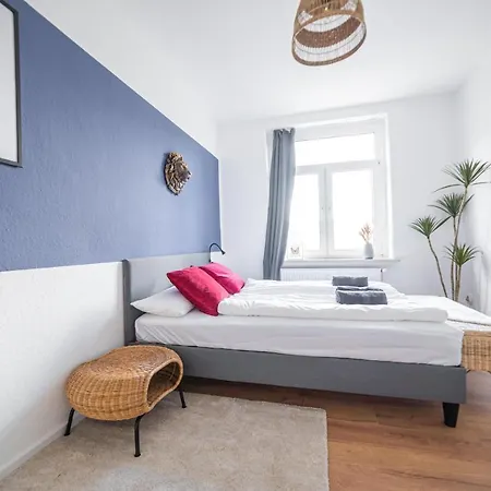 Fullhouse - - Premium A9 * Magdeburg