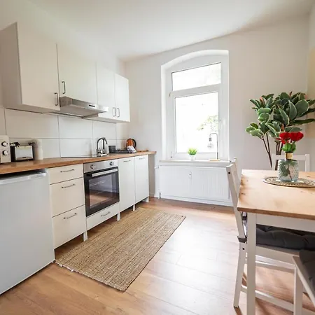 Apartment Fullhouse - - Premium A9