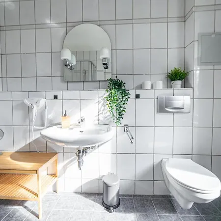 Fullhouse - - Premium A9 Magdeburg