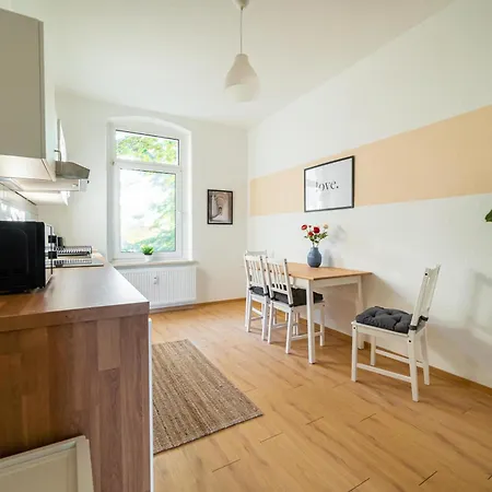 Fullhouse - - Premium A9 Apartment Magdeburg