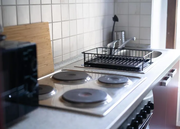 Fullhouse - - Premium A9 *